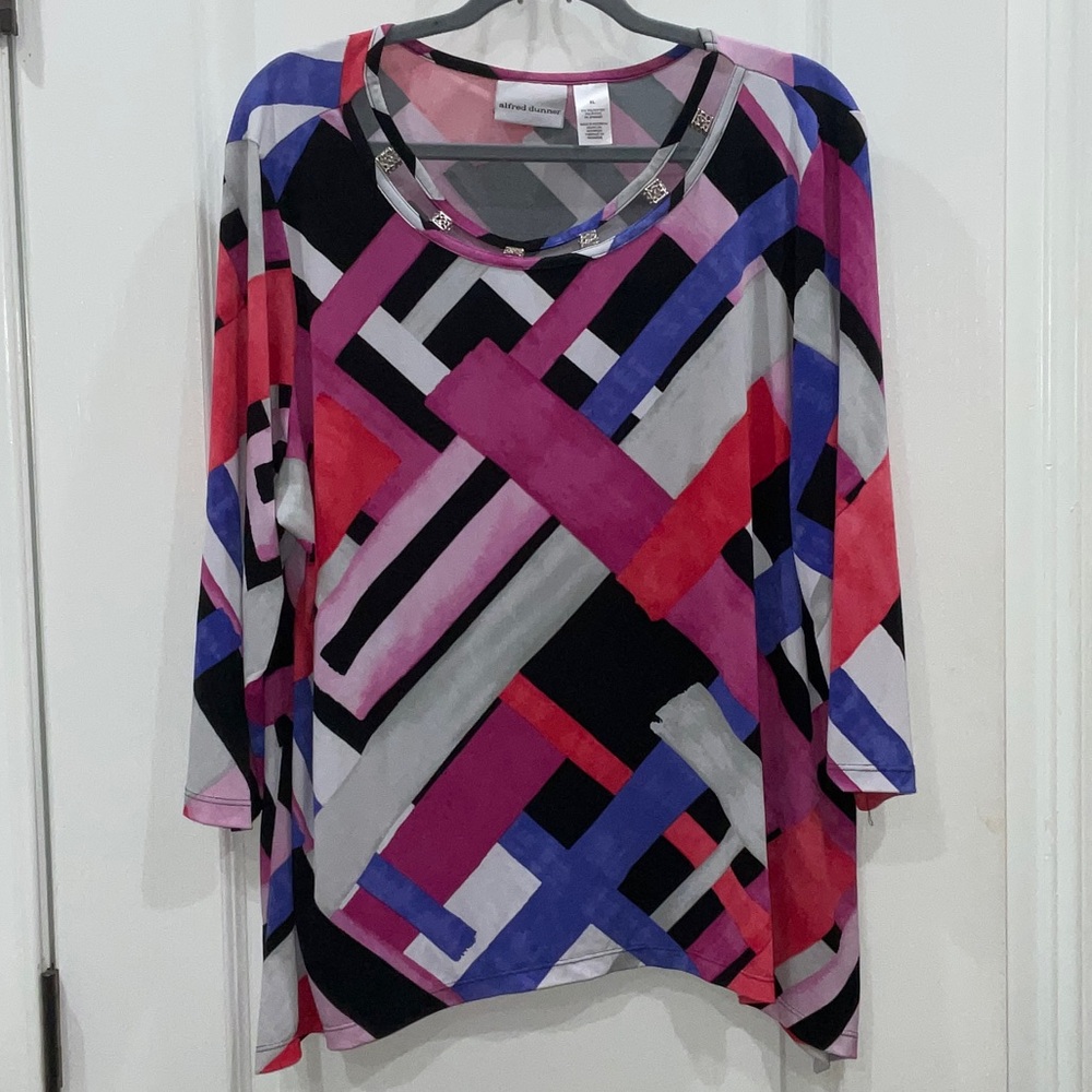 Alfred Dunner Pink and Black Geometric Blouse